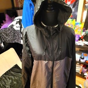 Independent Mens windbreaker size medium/large